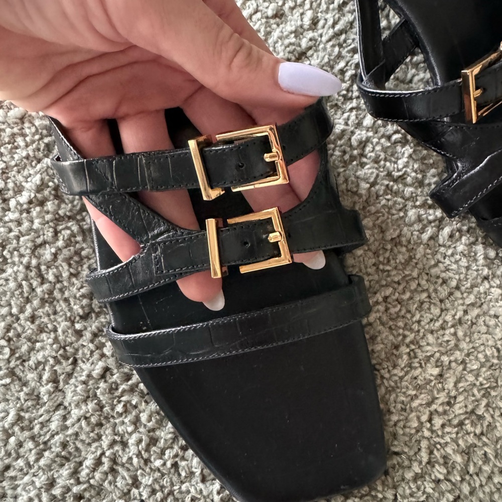 Massimo Dutti Leather Sandals View 3